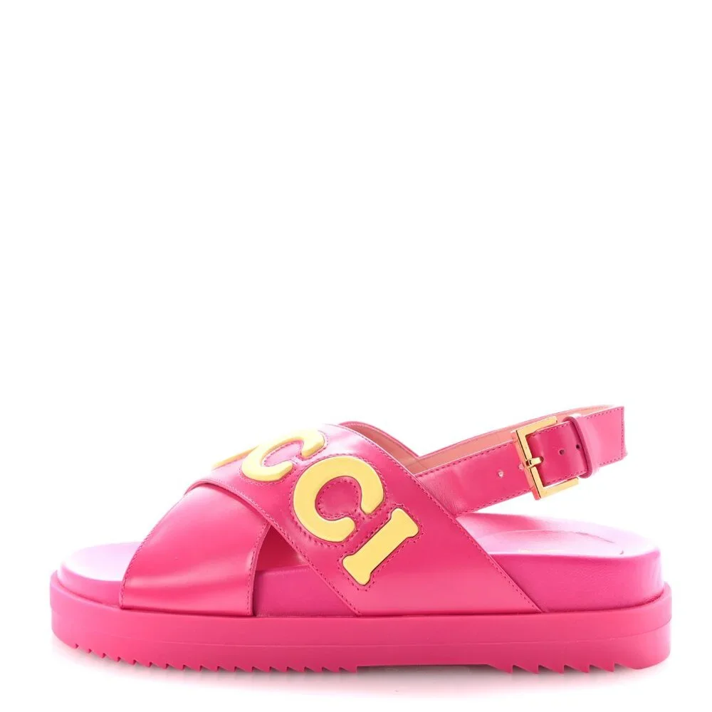 ‼️Authentic Brand NEW‼️Gucci Pink Sandals with Gold Logo